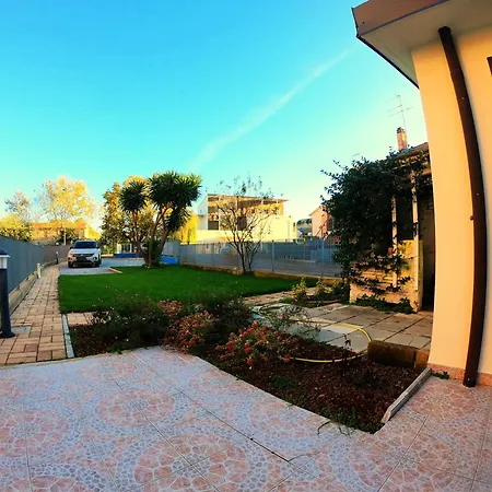 The Sax Apartmán